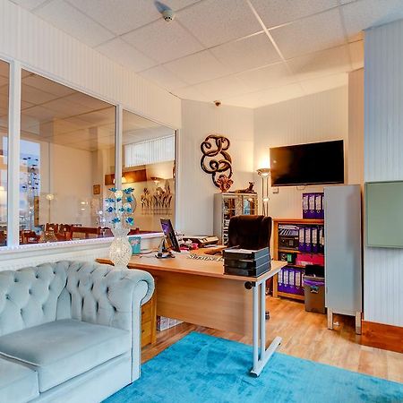 Sutton Park Guest House Blackpool Esterno foto