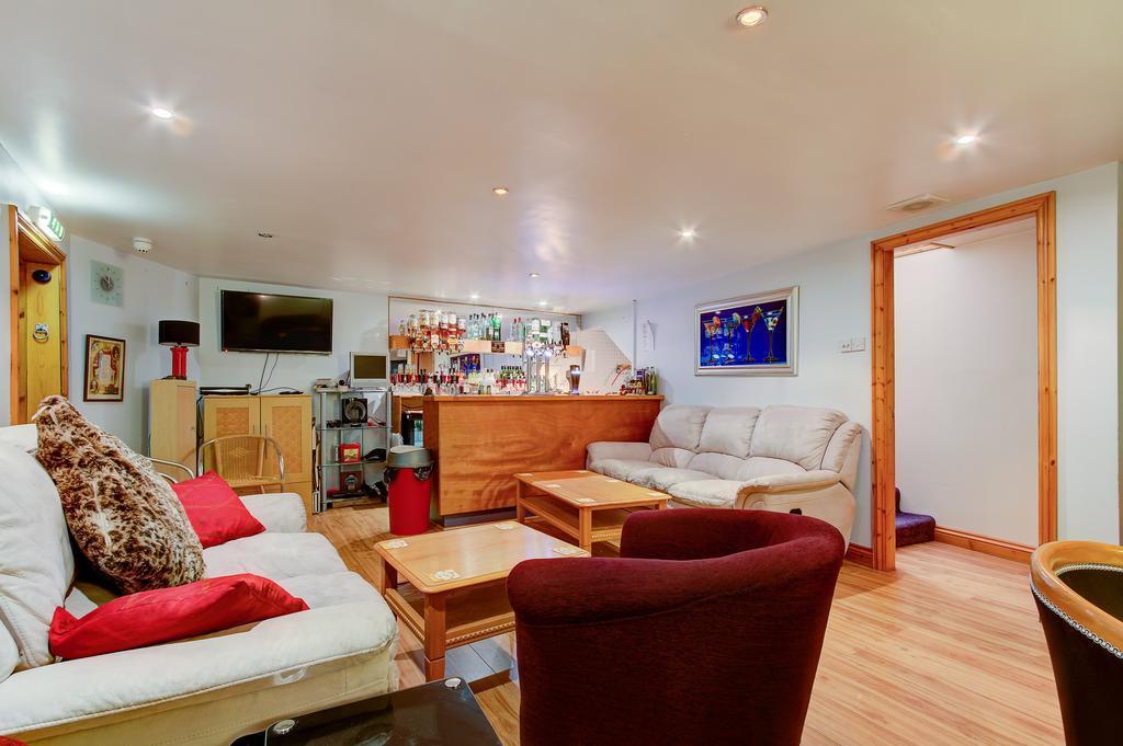 Sutton Park Guest House Blackpool Esterno foto