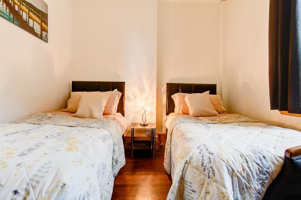 Sutton Park Guest House Blackpool Esterno foto