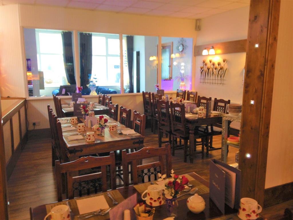 Sutton Park Guest House Blackpool Esterno foto