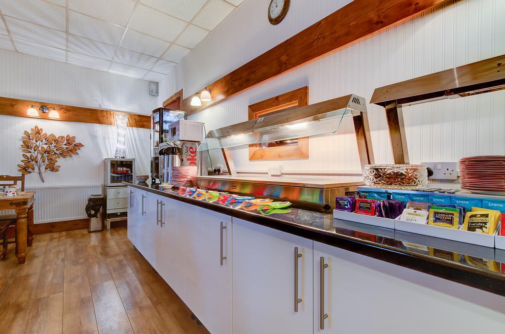 Sutton Park Guest House Blackpool Esterno foto