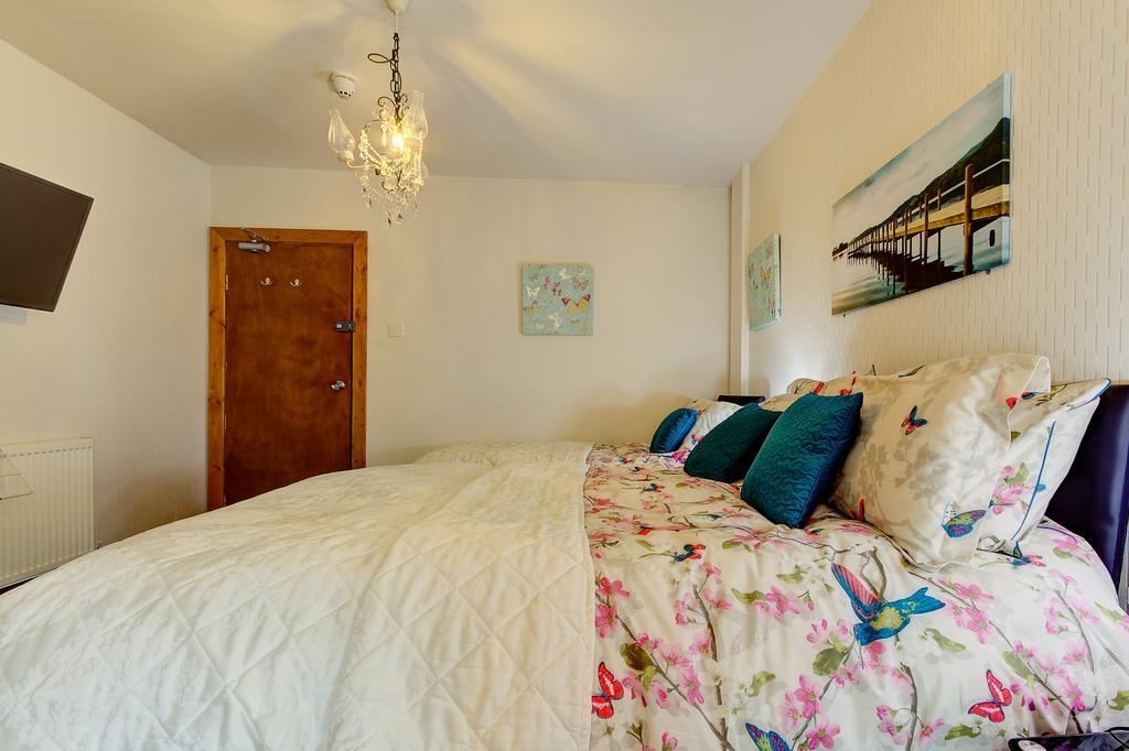 Sutton Park Guest House Blackpool Esterno foto