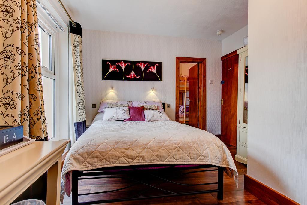 Sutton Park Guest House Blackpool Esterno foto