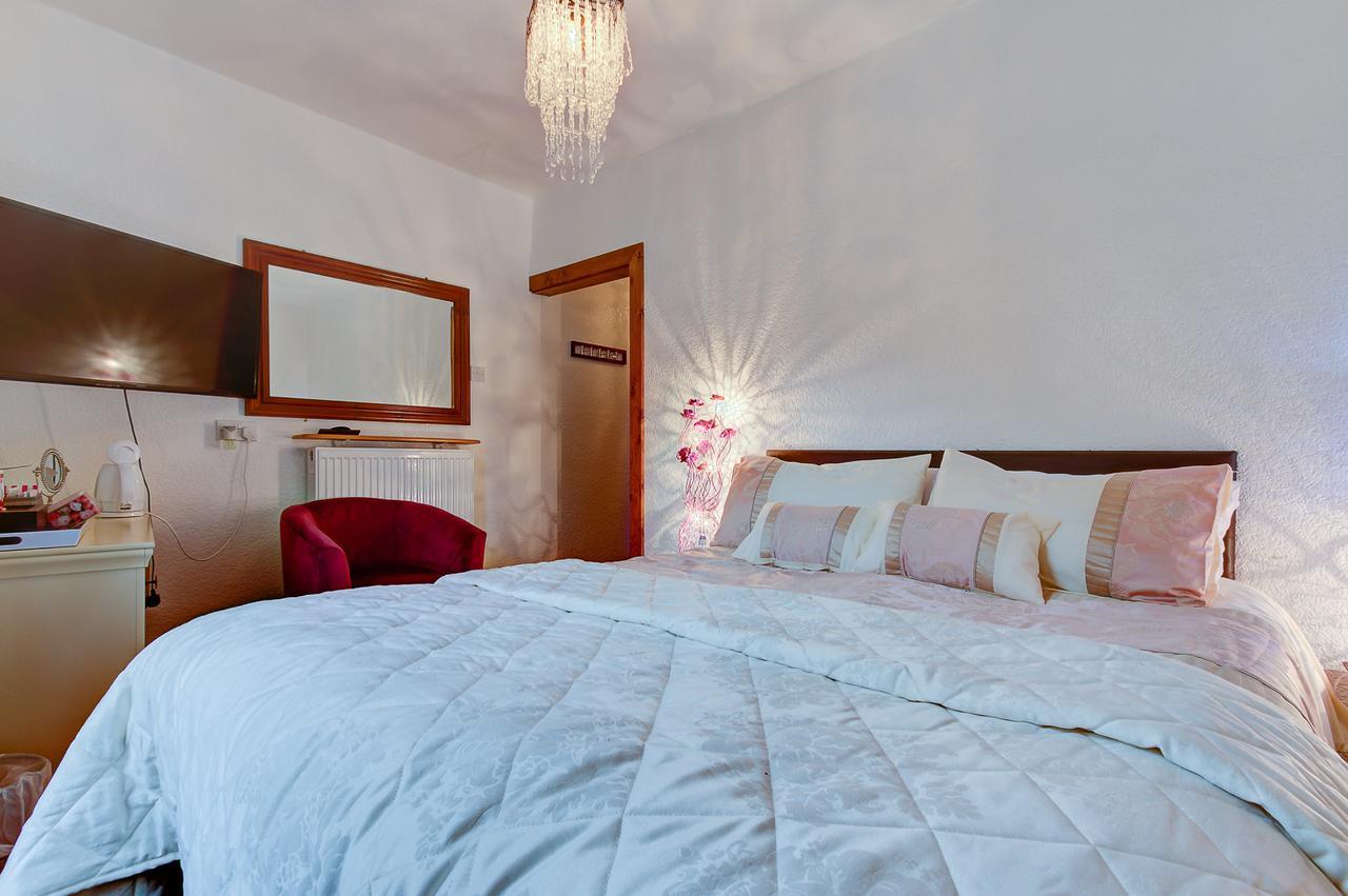 Sutton Park Guest House Blackpool Esterno foto