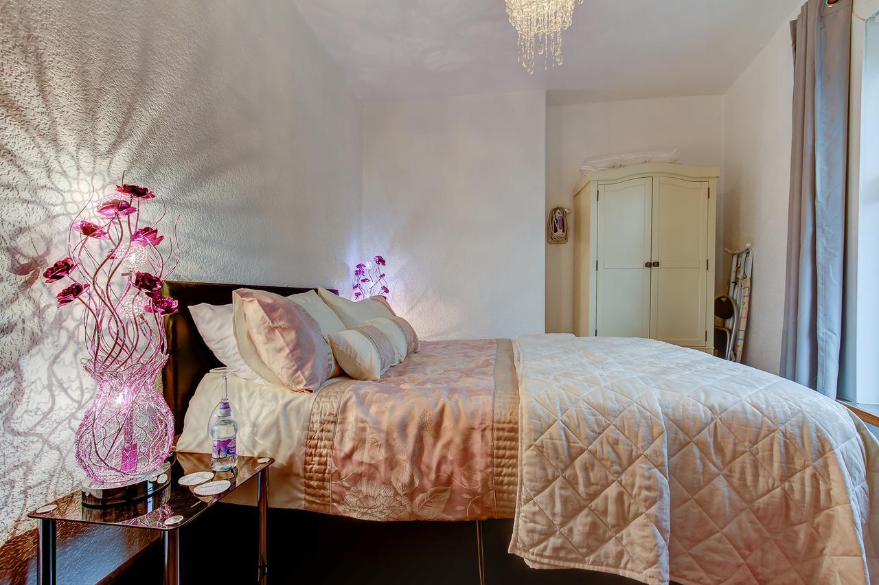 Sutton Park Guest House Blackpool Esterno foto
