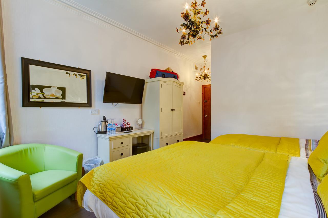 Sutton Park Guest House Blackpool Esterno foto